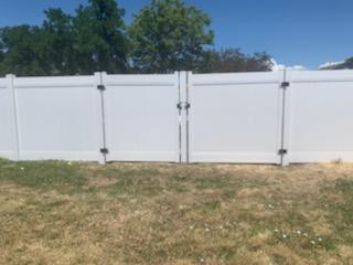 New Gate in Vinyl
